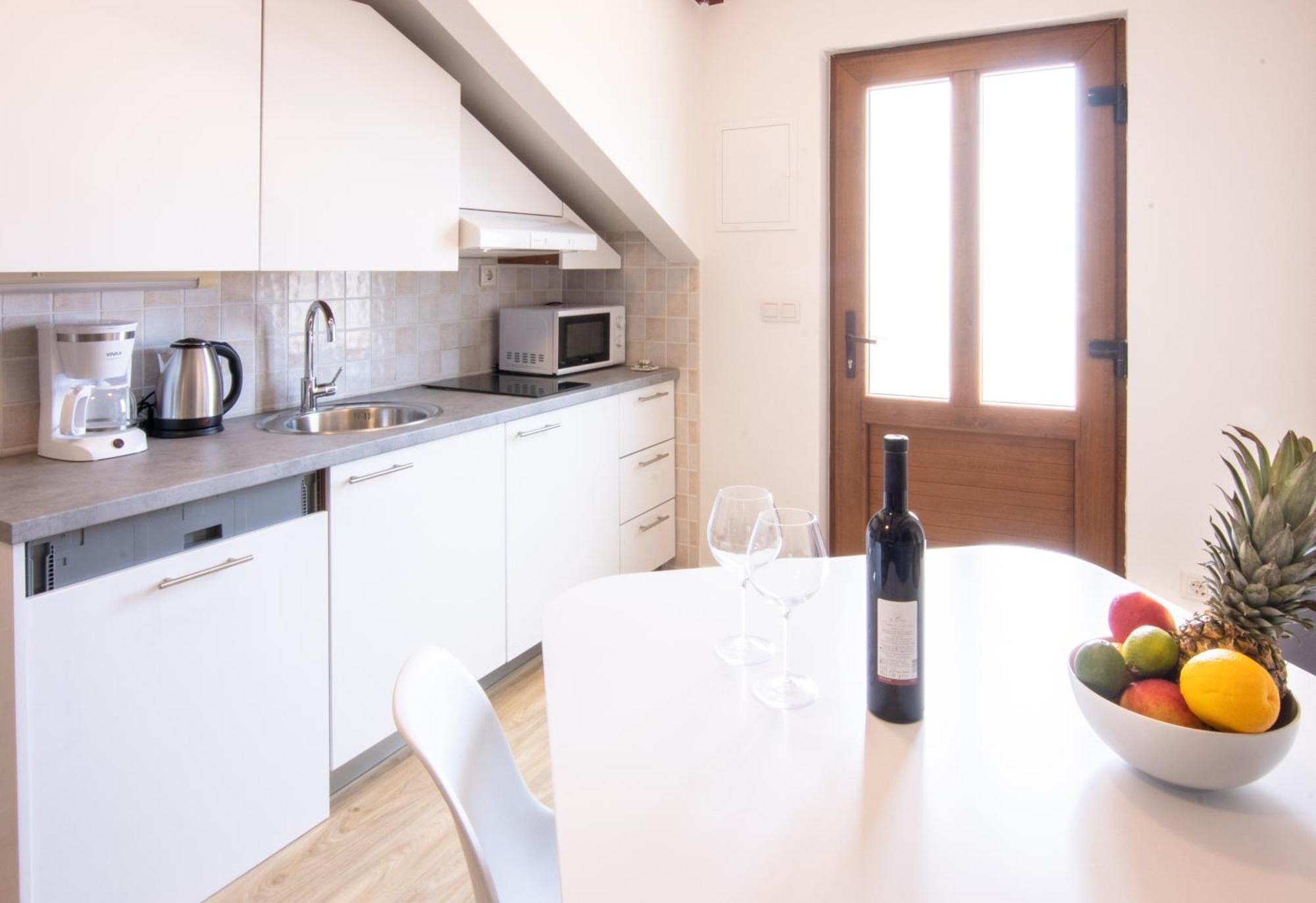 Bed & Breakfast Portun In The Center 巴什卡沃达 外观 照片